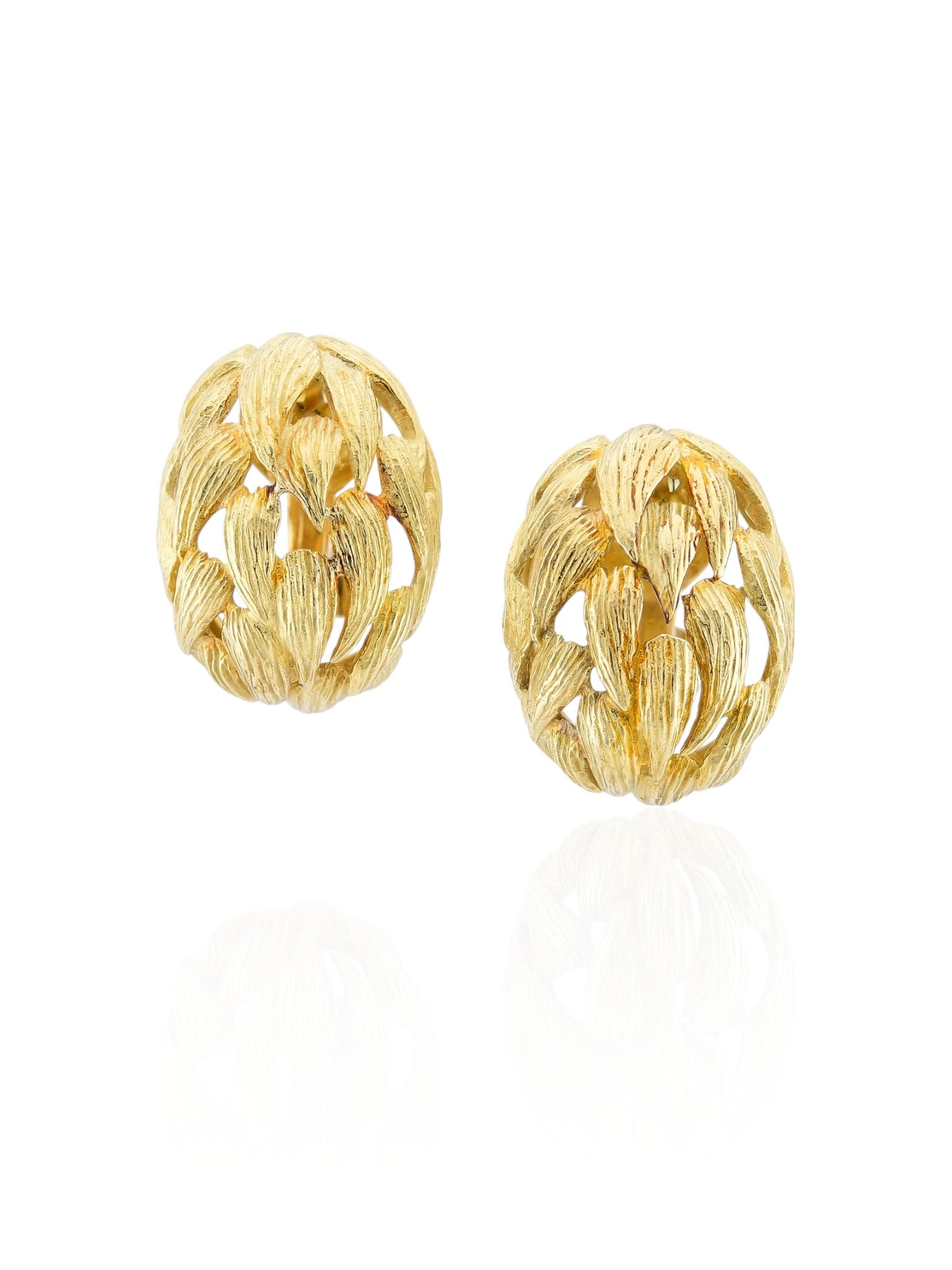 Sophia D Vintage Leaf Motif Earrings in 18K Yellow Gold