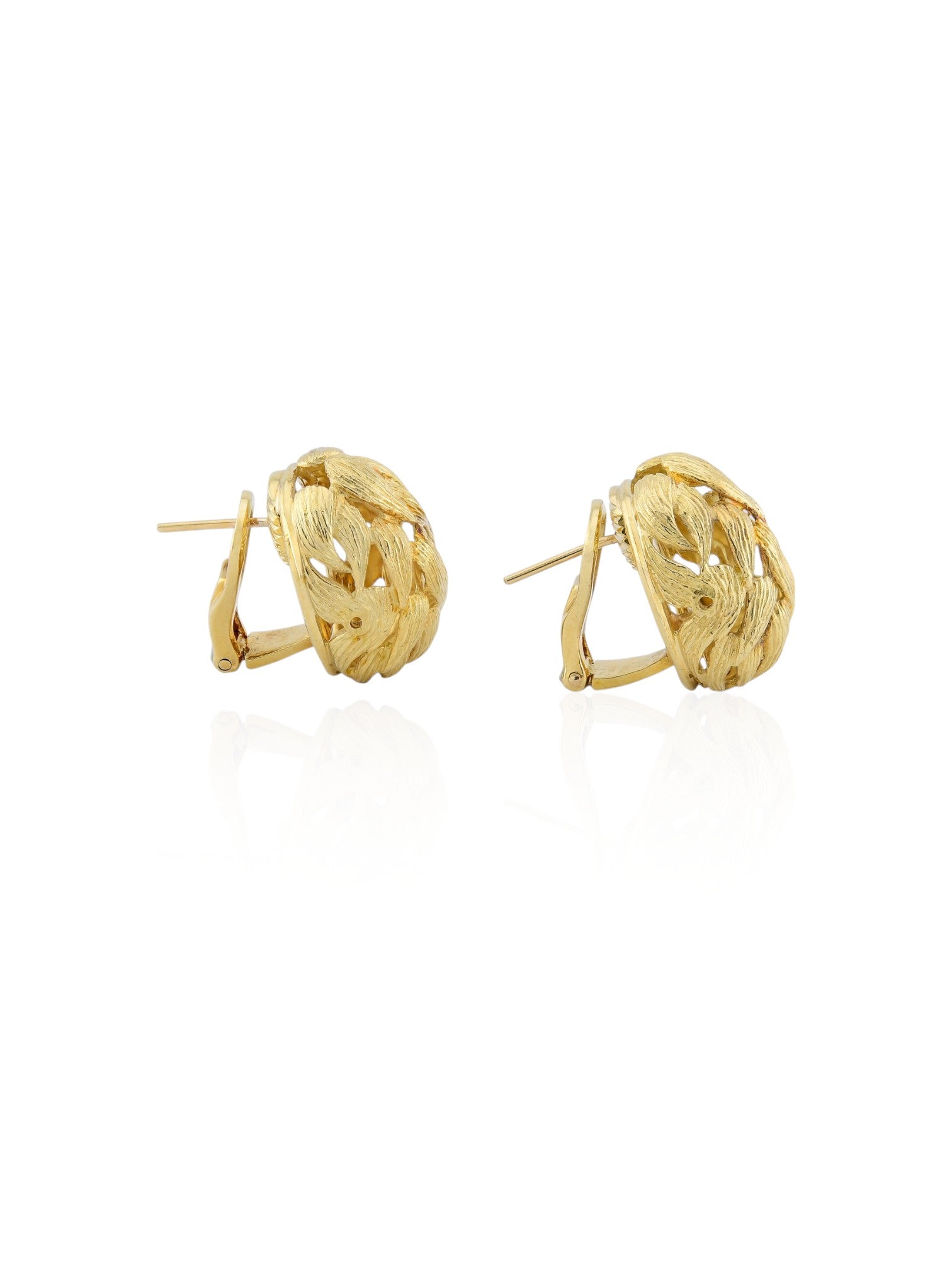 Sophia D Vintage Leaf Motif Earrings in 18K Yellow Gold