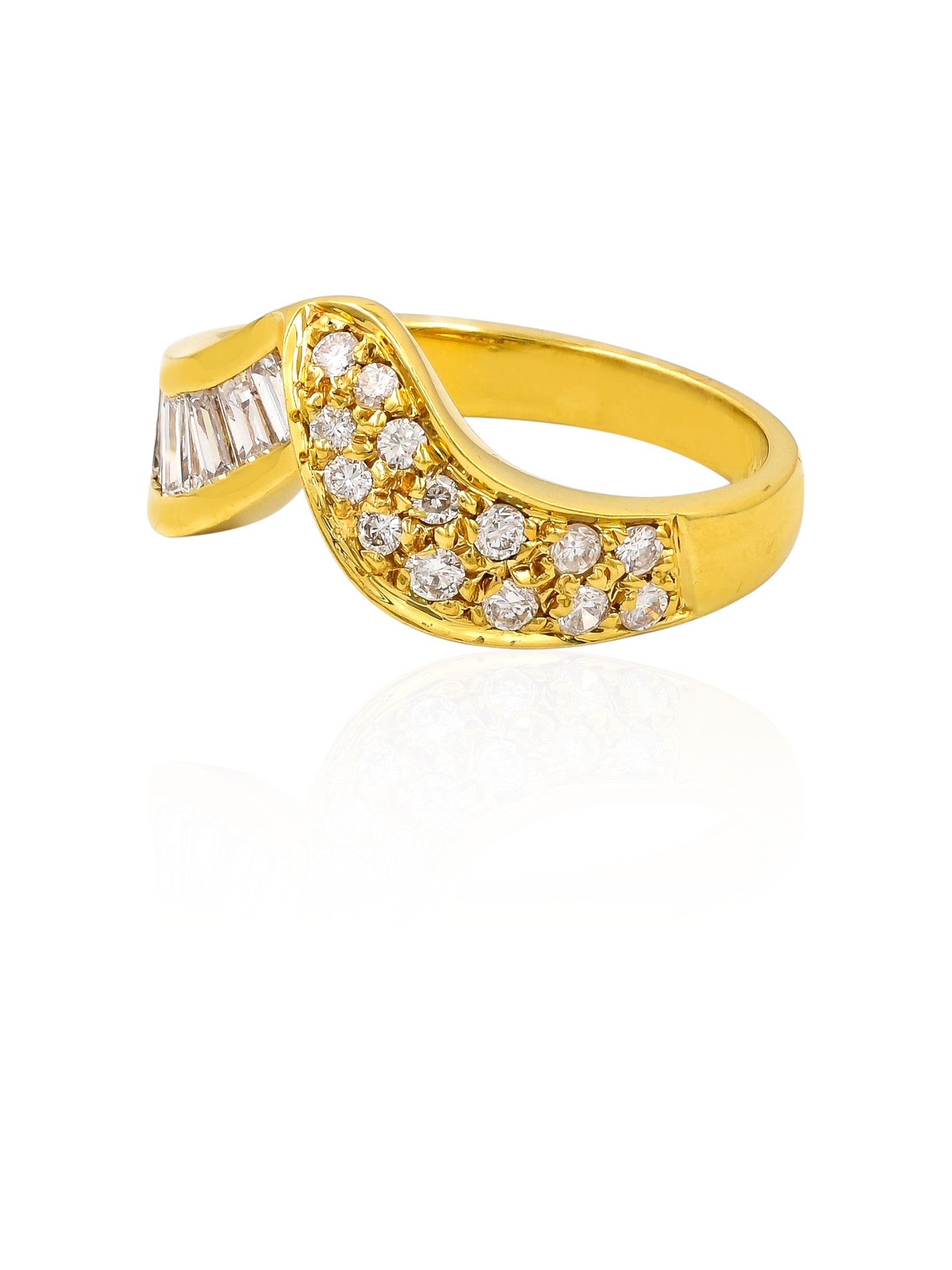 Sophia D Vintage Wave Diamond Ring in 18K Yellow Gold